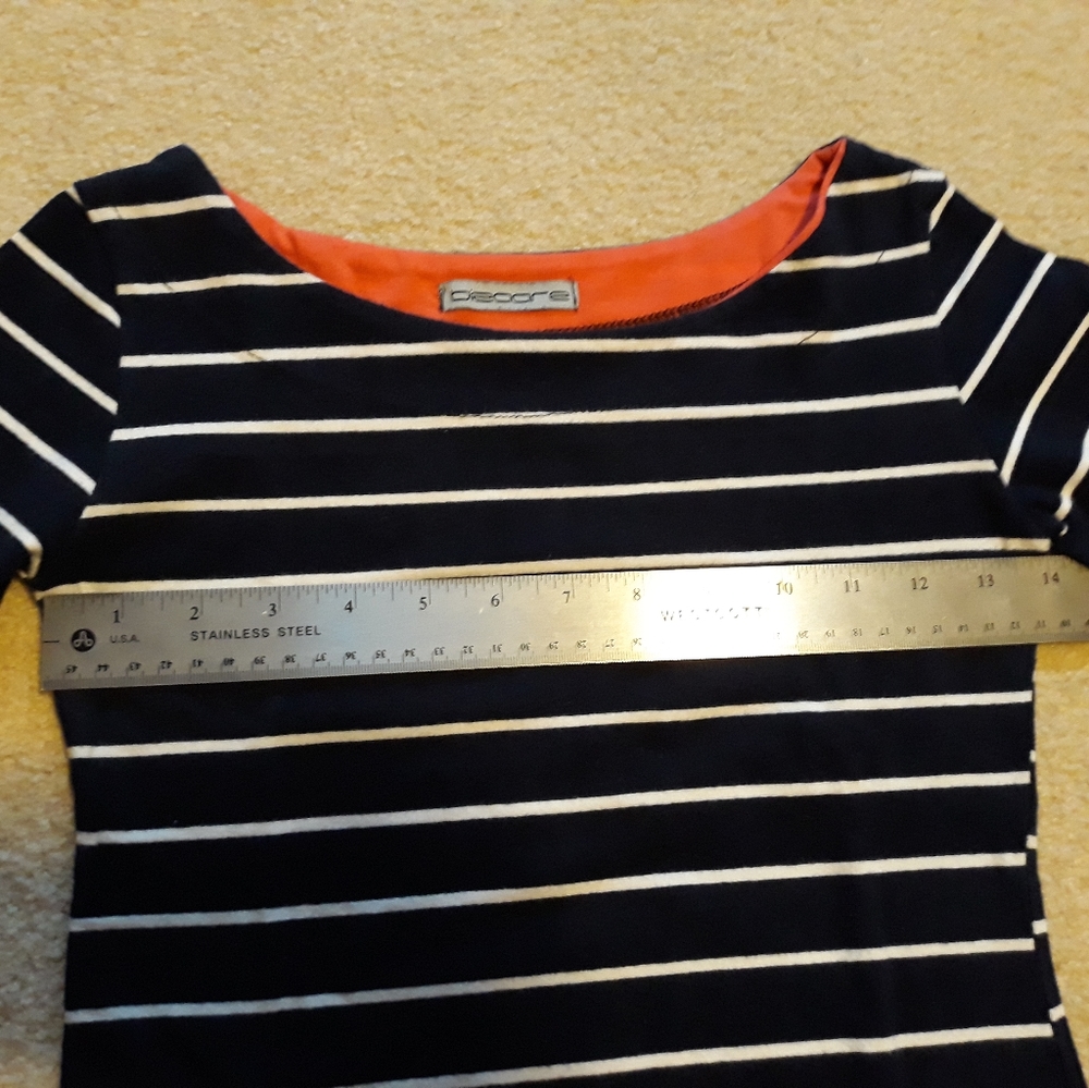Dress - Picture 5 of 8